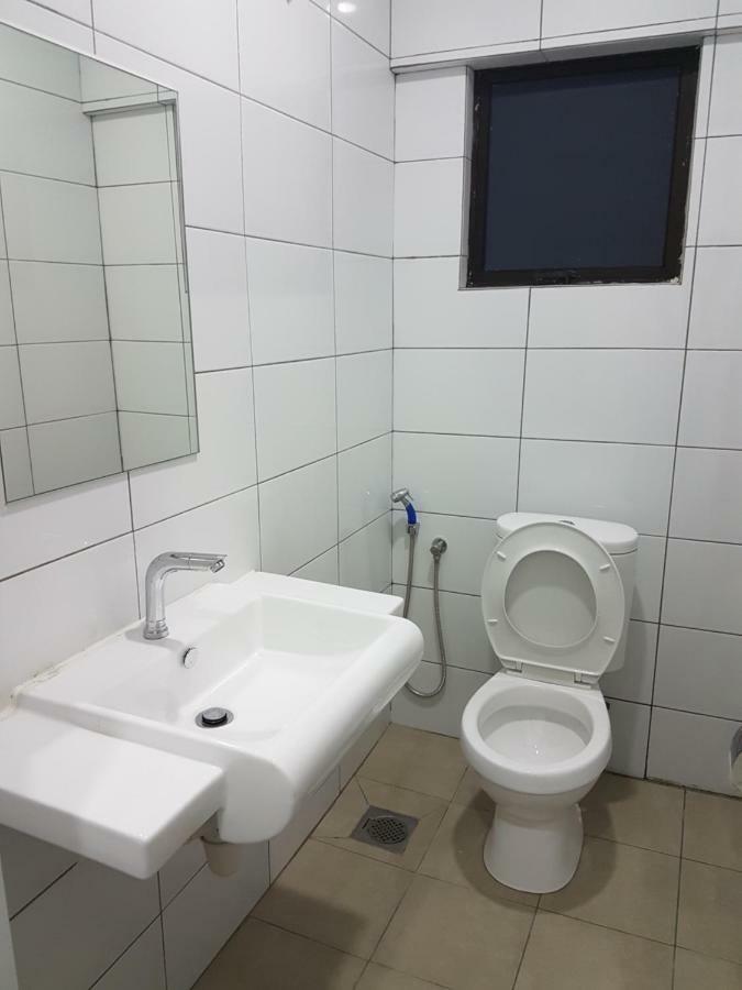 Sembulan @ Ning Guesthouse 宁舒民宿 Kota Kinabalu Zewnętrze zdjęcie